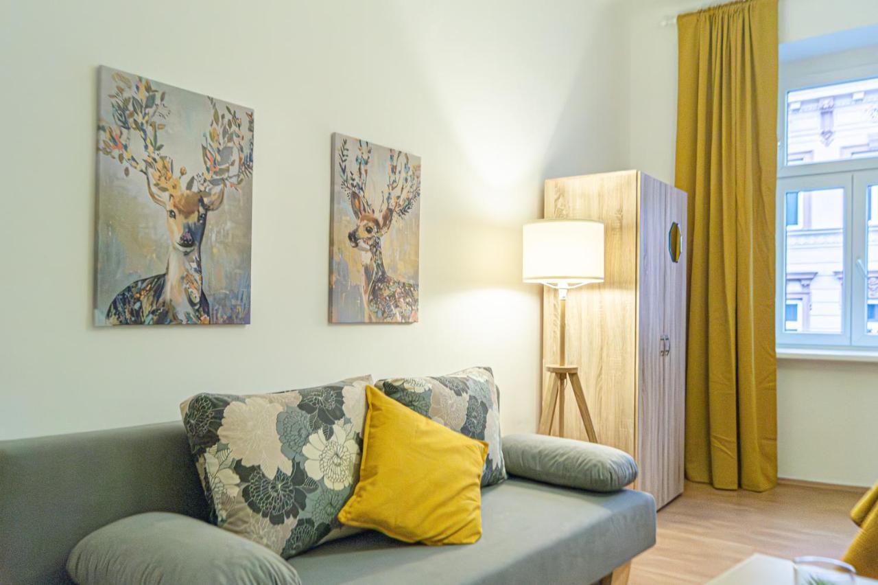 Economy 1Br Apartment Well Connected To The Whole City Vienna Exterior photo